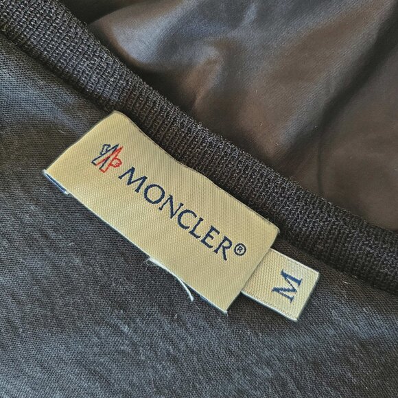 MONCLER BLACK SHORT SLEEVES NYLON BACK TOP (M) - Picture 5 of 9